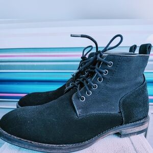 GUESS Mens Suede Boot